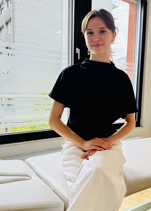 Cora Mields Osteopathische Assistenz